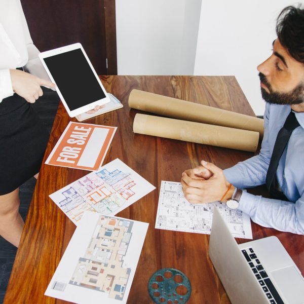 real-estate-office-scene-concept